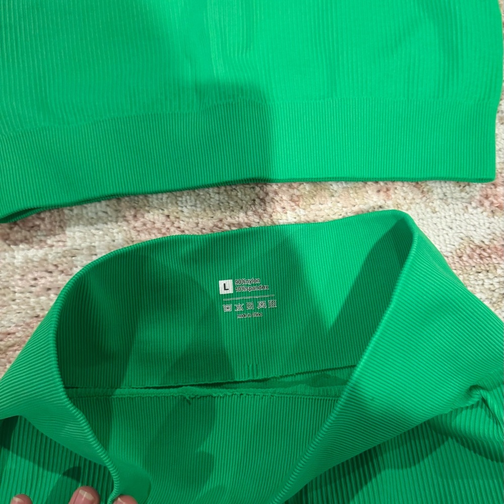 Green Ribbed Workout Set - Picture 3 of 3